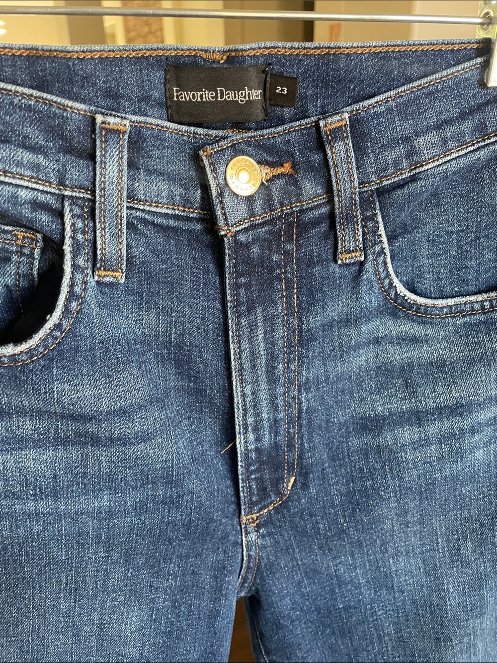 NWT FAVORITE DAUGHTER Valentina Jeans! - Picture 9 of 13